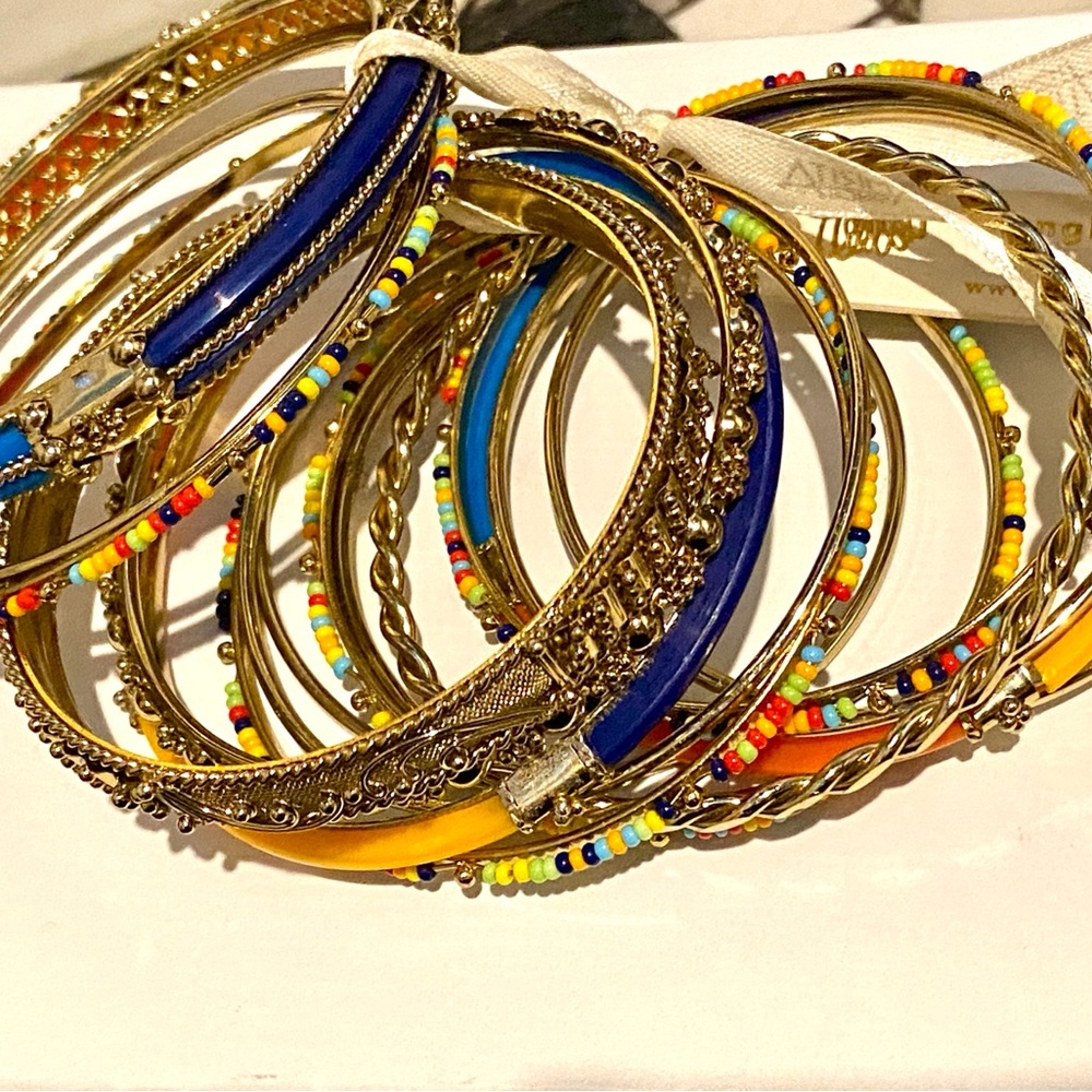 Amrita Singh Jewelry Bangles